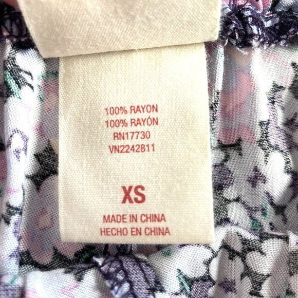 Flirty Ruffled Hem Shorts Black Lavender Light Blue Print Stretch Waist Size XS - Picture 4 of 7